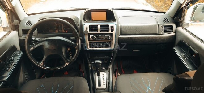 Mitsubishi Pajero io 2000, 213,432 km - 1.8 l - Sumqayıt