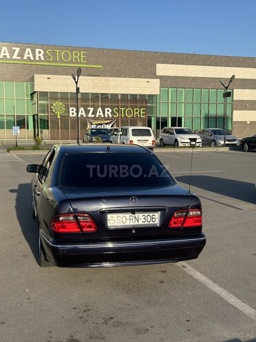 Mercedes E 270 2001, 480,000 km - 2.7 л - Bakı