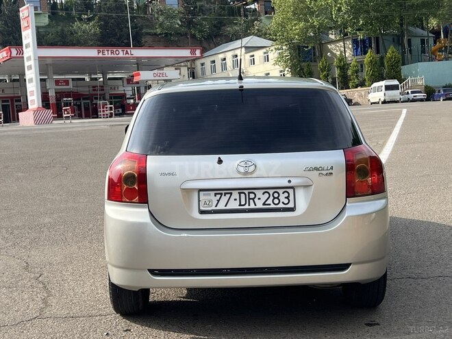 Toyota Corolla 2005, 286,000 km - 1.4 l - Tovuz