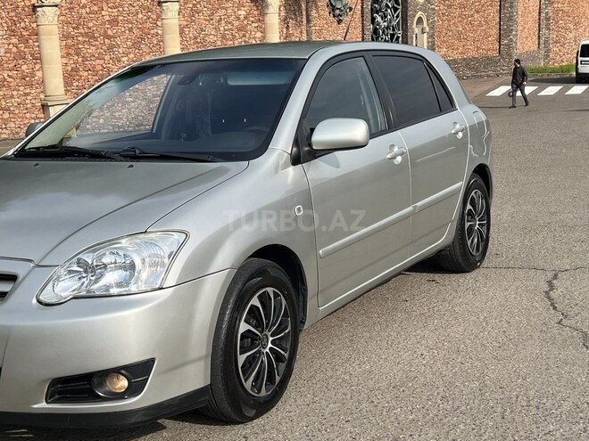Toyota Corolla 2005, 286,000 km - 1.4 l - Tovuz