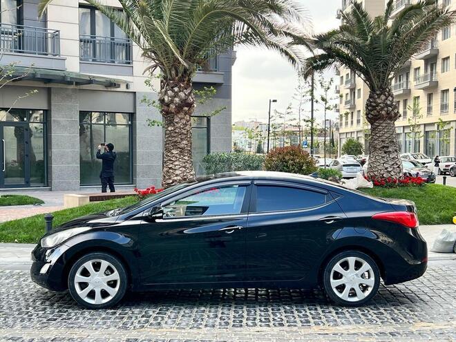 Hyundai Elantra 2012, 213,000 km - 1.8 l - Bakı