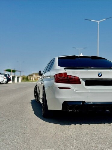 BMW 520 2015, 214,000 km - 2.0 l - Bakı