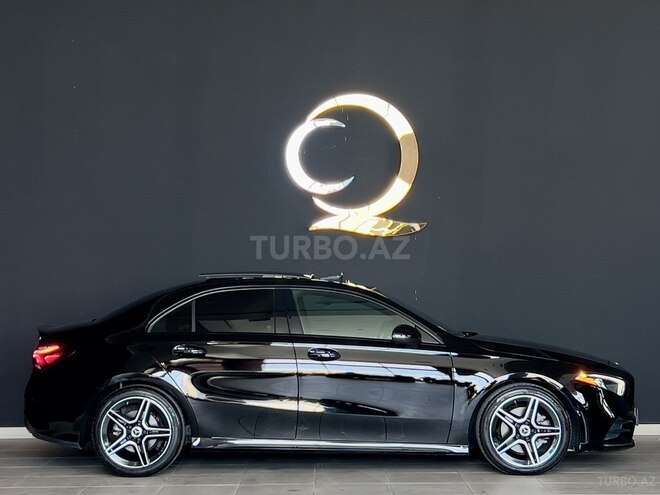 Mercedes A 220-9