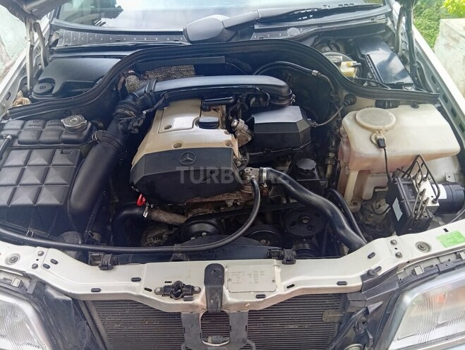 Mercedes C 200 1998, 256,000 km - 2.0 l - Bakı