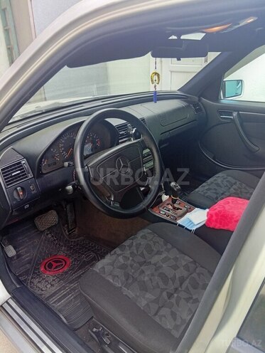 Mercedes C 200 1998, 256,000 km - 2.0 l - Bakı
