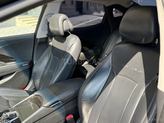 Hyundai Grandeur 2015, 257,000 km - 2.2 л - Bakı