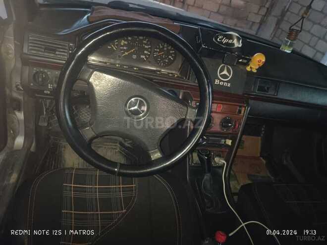 Mercedes E 250 1991, 320,000 km - 2.5 l - Hacıqabul