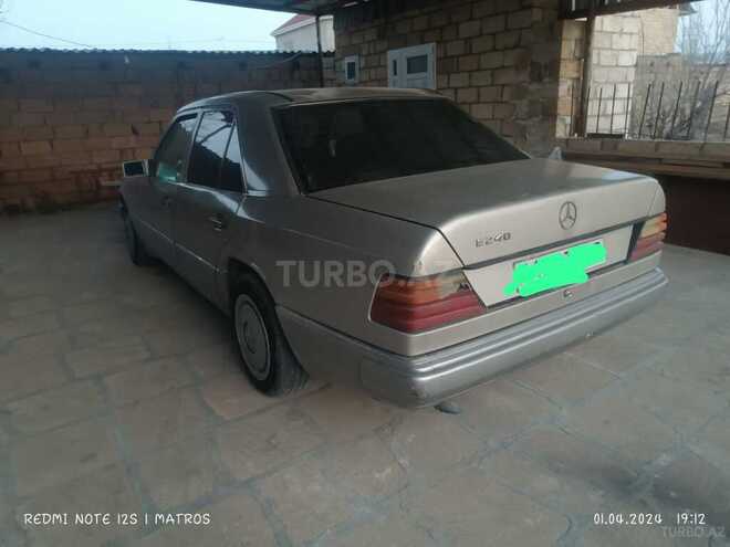 Mercedes E 250 1991, 320,000 km - 2.5 l - Hacıqabul