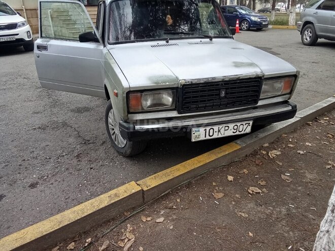 LADA (VAZ) 2107 2003, 25,000 km - 1.6 л - Saatlı