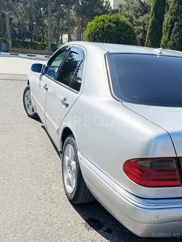 Mercedes E 320 1998, 245,309 km - 3.2 l - Bakı