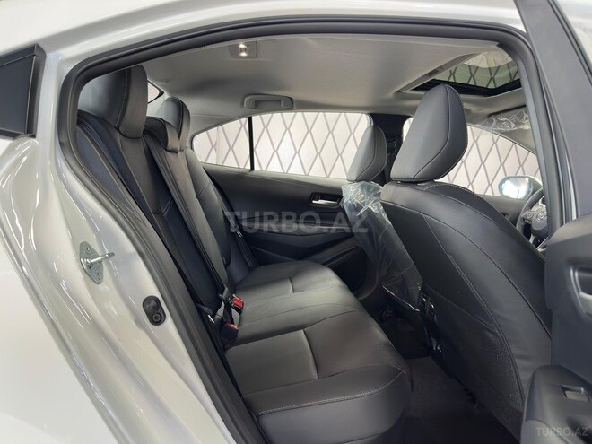 Toyota Corolla-12