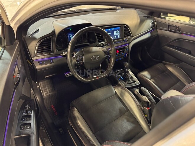 Hyundai Elantra 2018, 98,170 km - 1.6 l - Bakı