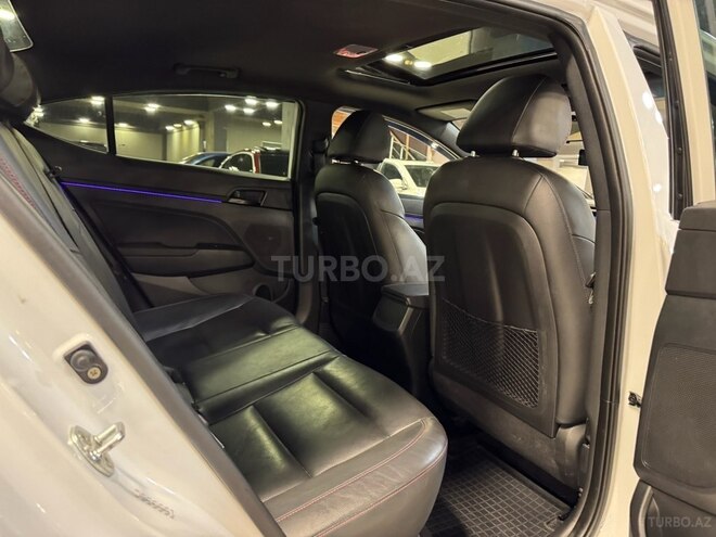 Hyundai Elantra 2018, 98,170 km - 1.6 l - Bakı