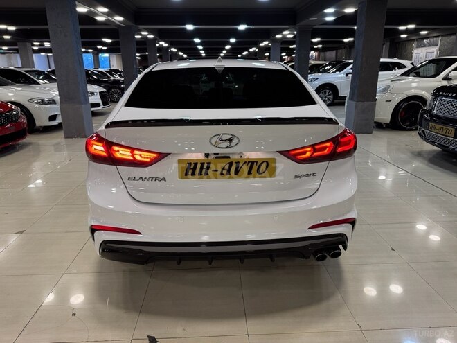 Hyundai Elantra 2018, 98,170 km - 1.6 l - Bakı