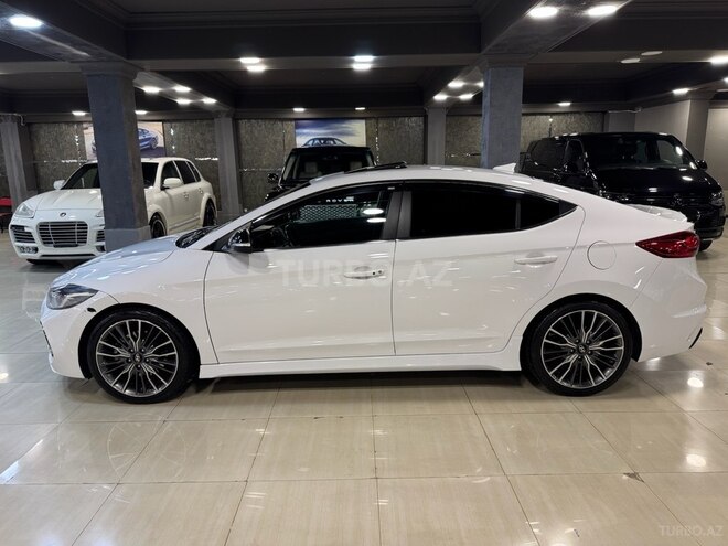 Hyundai Elantra 2018, 98,170 km - 1.6 l - Bakı