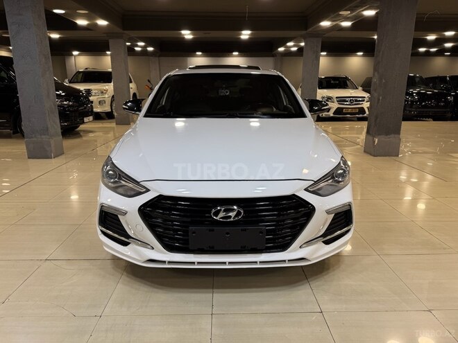 Hyundai Elantra 2018, 98,170 km - 1.6 l - Bakı