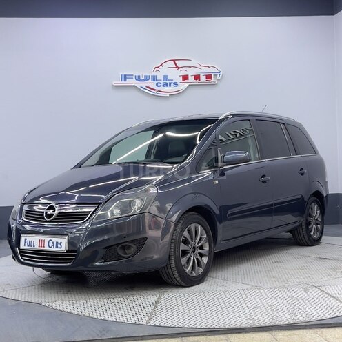 Opel Zafira-6