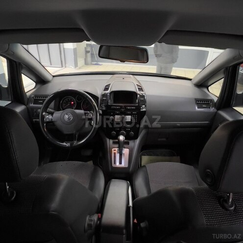 Opel Zafira-10