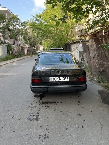 Mercedes E 230 1991, 999,000 km - 2.3 l - Bakı