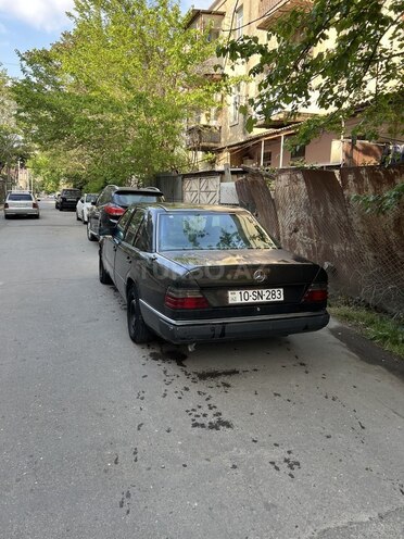 Mercedes E 230 1991, 999,000 km - 2.3 l - Bakı
