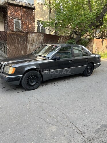Mercedes E 230 1991, 999,000 km - 2.3 l - Bakı