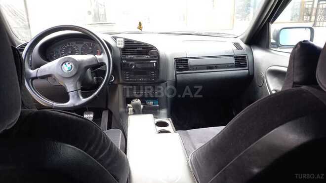 BMW 323 1995, 320,000 km - 2.5 l - Gəncə