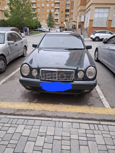 Mercedes E 280 1998, 444,870 km - 2.8 l - Bakı