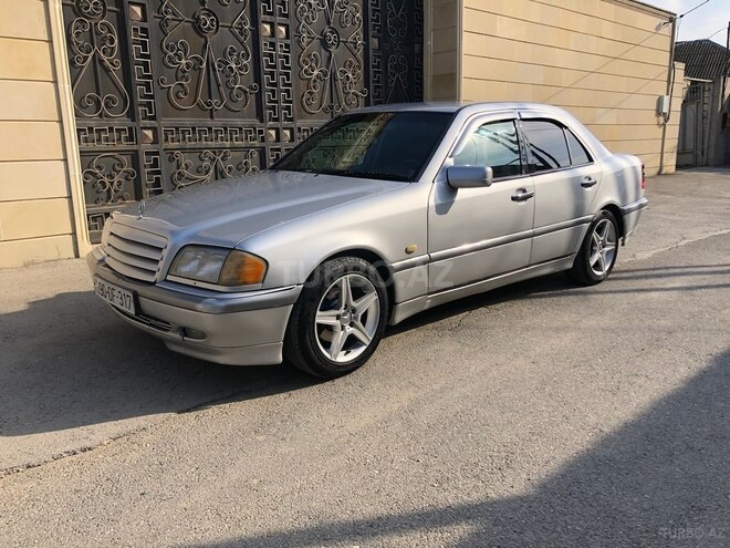 Mercedes C 180 1998, 300,000 km - 1.8 l - Bakı