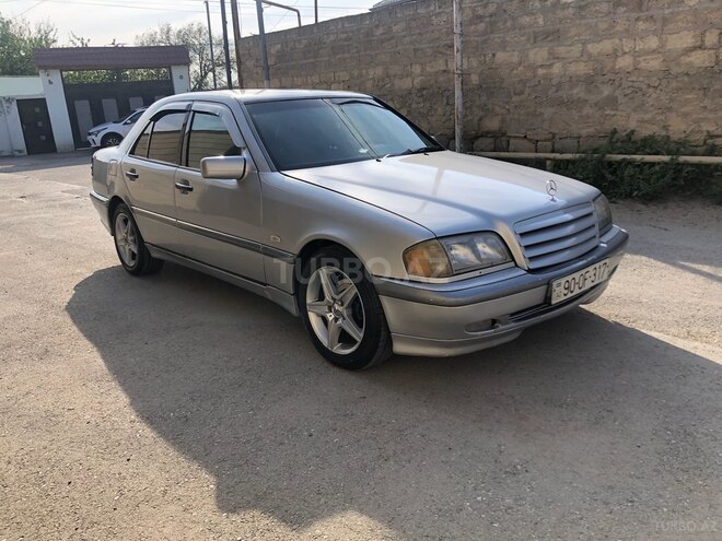 Mercedes C 180 1998, 300,000 km - 1.8 l - Bakı