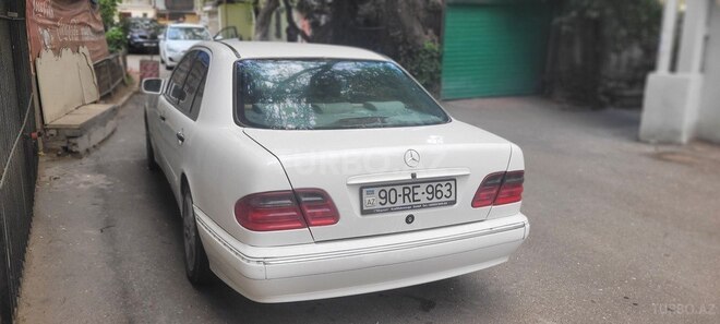 Mercedes E 220 d 2001, 688,000 km - 2.2 l - Bakı