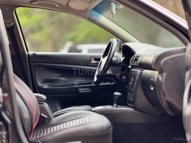 Volkswagen Passat 2003, 250,000 km - 1.8 l - Bakı