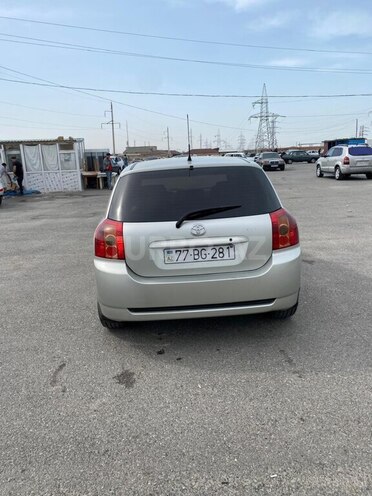 Toyota Corolla 2005, 320,000 km - 1.4 l - Bakı