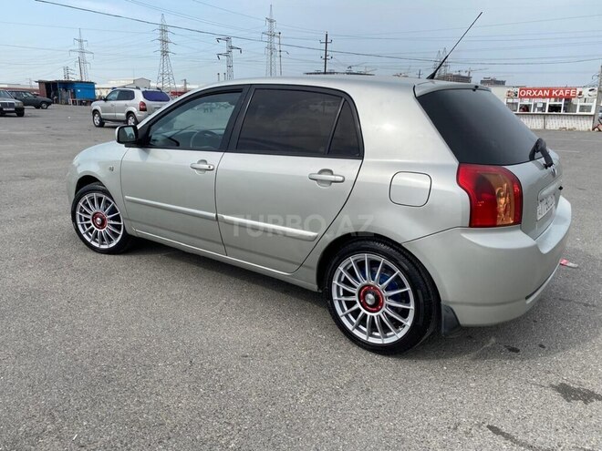 Toyota Corolla 2005, 320,000 km - 1.4 l - Bakı