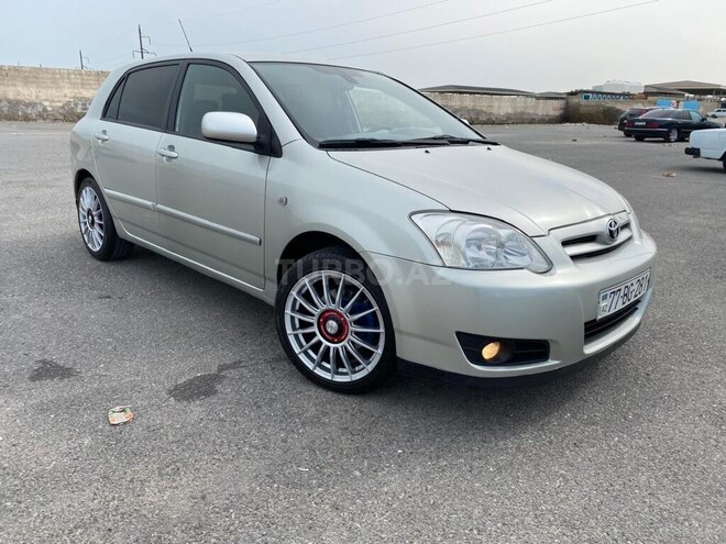 Toyota Corolla 2005, 320,000 km - 1.4 l - Bakı