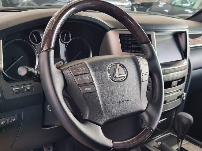 Lexus LX 570-13
