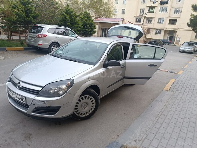 Opel Astra 2004, 375,000 km - 1.4 l - Bakı