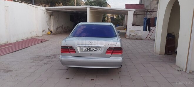 Mercedes E 240 2000, 352,000 km - 2.4 l - Bakı