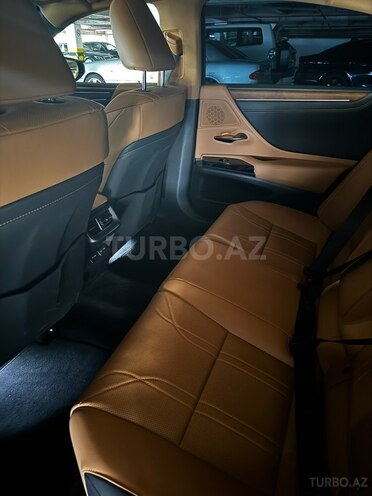 Lexus ES 250 2022, 12,000 km - 2.5 л - Bakı