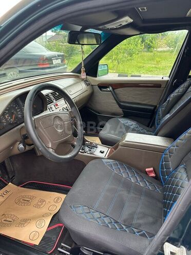 Mercedes C 180 1994, 256,720 km - 1.8 l - Ağsu