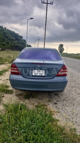 Mercedes C 220 d 2001, 257,000 km - 2.2 л - Bakı