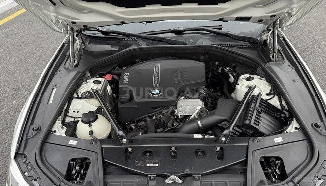 BMW 528 2014, 270,000 km - 2.0 l - Bakı