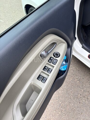 Kia Rio 2016, 180,000 km - 1.6 l - Tovuz