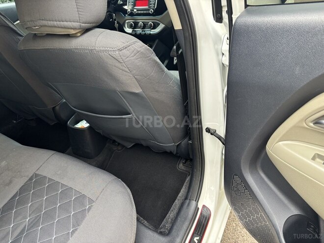 Kia Rio 2016, 180,000 km - 1.6 l - Tovuz