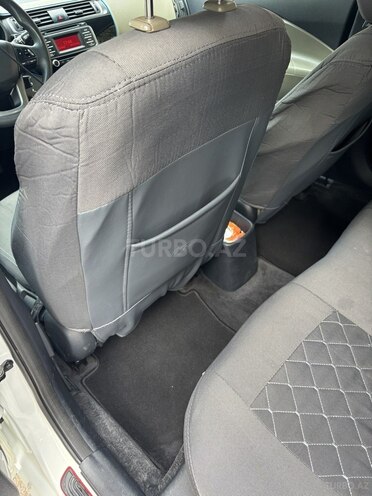 Kia Rio 2016, 180,000 km - 1.6 l - Tovuz
