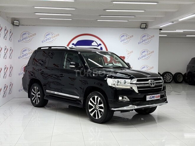 Toyota Land Cruiser-16