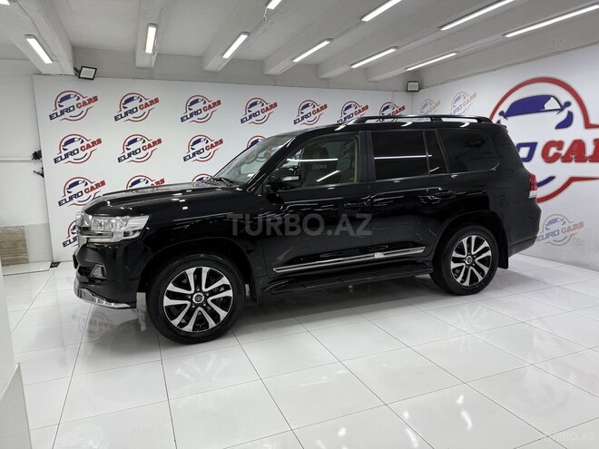 Toyota Land Cruiser-4