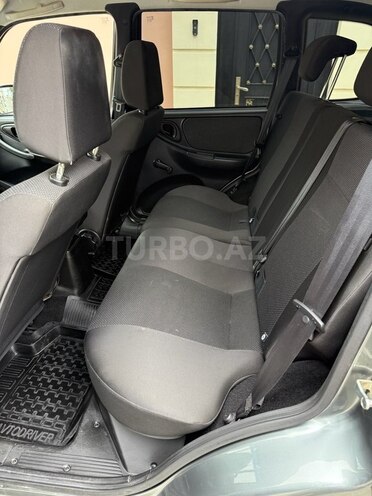 Chevrolet Niva 2018, 32,000 km - 1.7 l - Quba