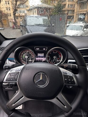 Mercedes ML 350 4MATIC 2014, 178,000 km - 3.5 л - Bakı