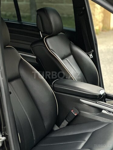 Mercedes ML 350 4MATIC 2011, 302,000 km - 3.0 l - Bakı