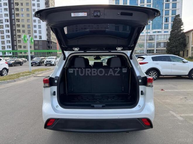 Toyota Highlander 2023, 35,228 km - 2.5 l - Bakı